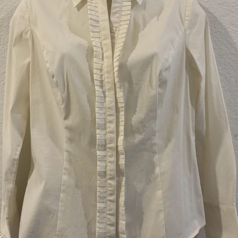 LOFT White Ruffle Button‑Down Blouse – Women’s Size 10 Cotton Long Sleeve